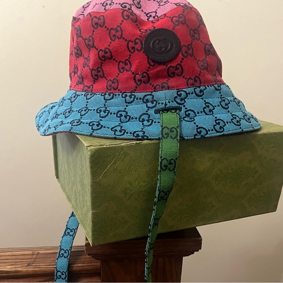 Gucci Monogram Canvas Bucket Hat with straps- multicolor - Picture 5 of 7